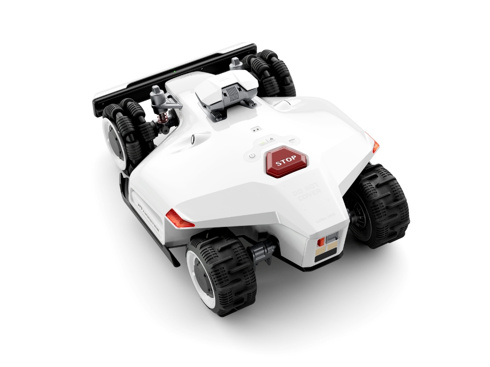 Luba 2 robot mower for steep hills
